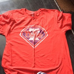 Phillies large T shirt
